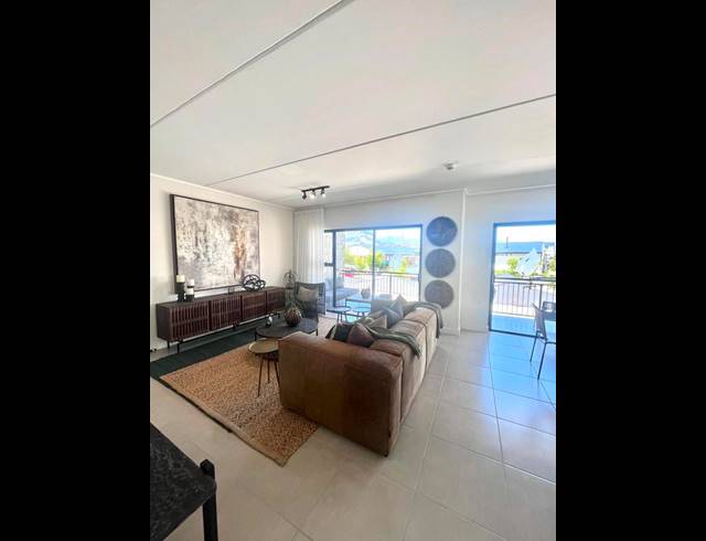 3 BEDROOM PROPERTY TO RENT IN THE HUNTSMAN